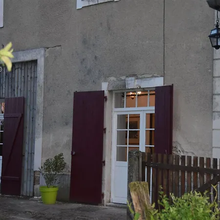 Hébergement de vacances Au Cœur De La Nature Près Du Mans, 6 Pers., Domaine Historique - Fr-1-410-319 Teille (Sarthe)